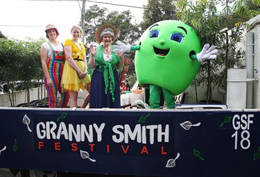 Granny Smith Parade Float