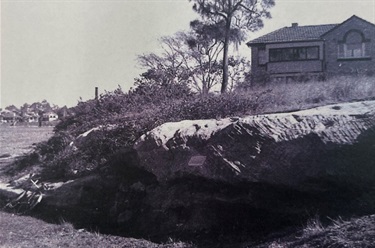 This shows the plaque in situ. The photograph was taken by Bob Levy, the son of Alderman Michael Levy, in 1949.