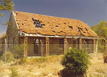 Rockend Cottage, Punt Road, Gladesville around 1980. Rockend Cottage was once the home of Emily Mary Barton and later part of Harold Meggitt’s Linseed Oil Factory. When the factory closed in 1970 the house became derelict and there was a development proposal for the peninsula which would have seen 174 townhouses built. It is now the Banjo Paterson Restaurant in Banjo Paterson Park. Ryde Library Service. Acc. 515829A. Rockend Cottage, Gladesville / 1.