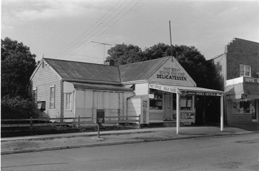 Marsfield Post Office, Corunna Road, Eastwood, 1971. One room of a weatherboard house operated as a post office, delicatessen and bulk food store. Ryde Library Service. Acc. 5688779. Marsfield Post Office (Eastwood NSW) / 3.