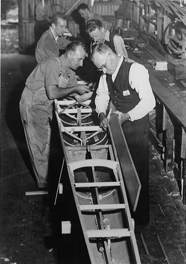 Hector, Bob and George jnr at work at Towns & Sons Ltd, Wharf Road, Gladesville, 1949. Sculling & rowing were important pastimes and sports for which the Parramatta River was used. Thousands of people would pack the foreshores to watch the races. Boatsheds and allied industries also developed. Ryde Library Service. Acc. 5485738. Towns family / 9.
