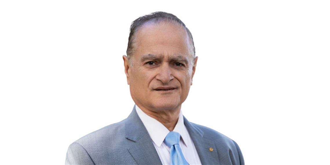 Photo of Mayor, Clr Yedelian OAM