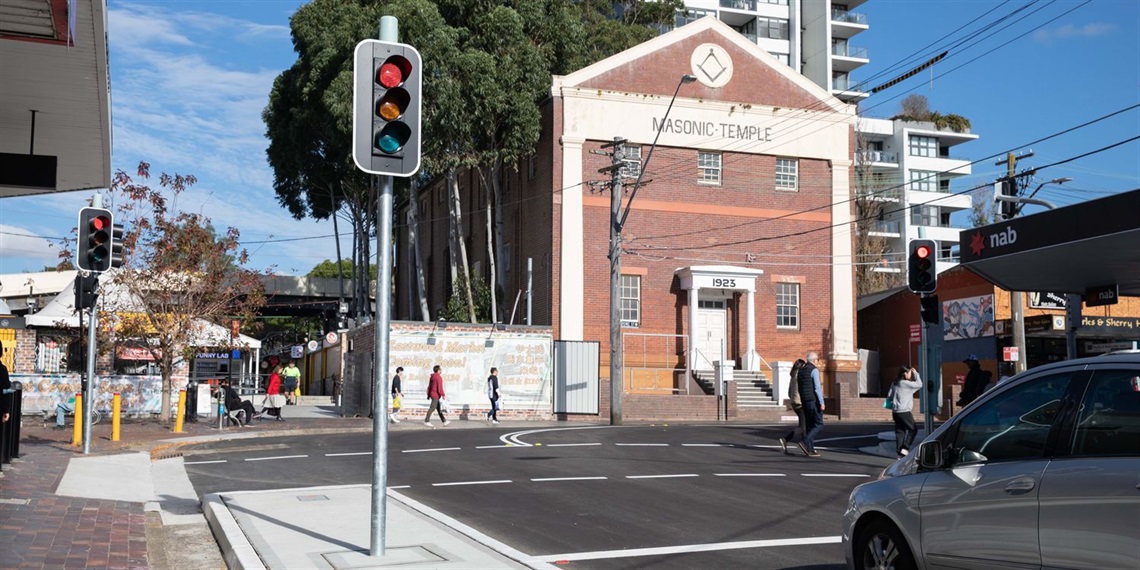 The Avenue Pedestrian Signal (Completed Works).jpg