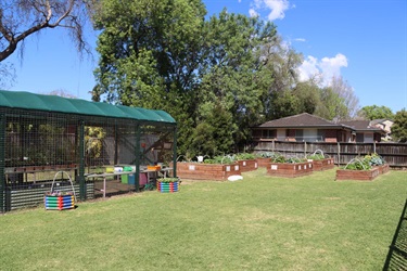 Best School Gardens - Second Place - Kent Road Public School