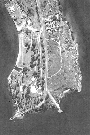 1943 aerial view of Putney Park