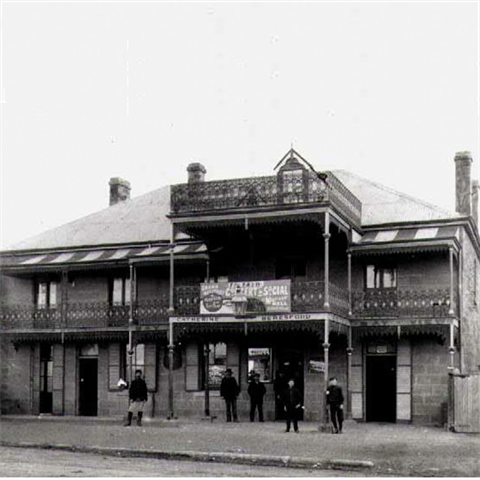 Original Bayview Hotel in 1906