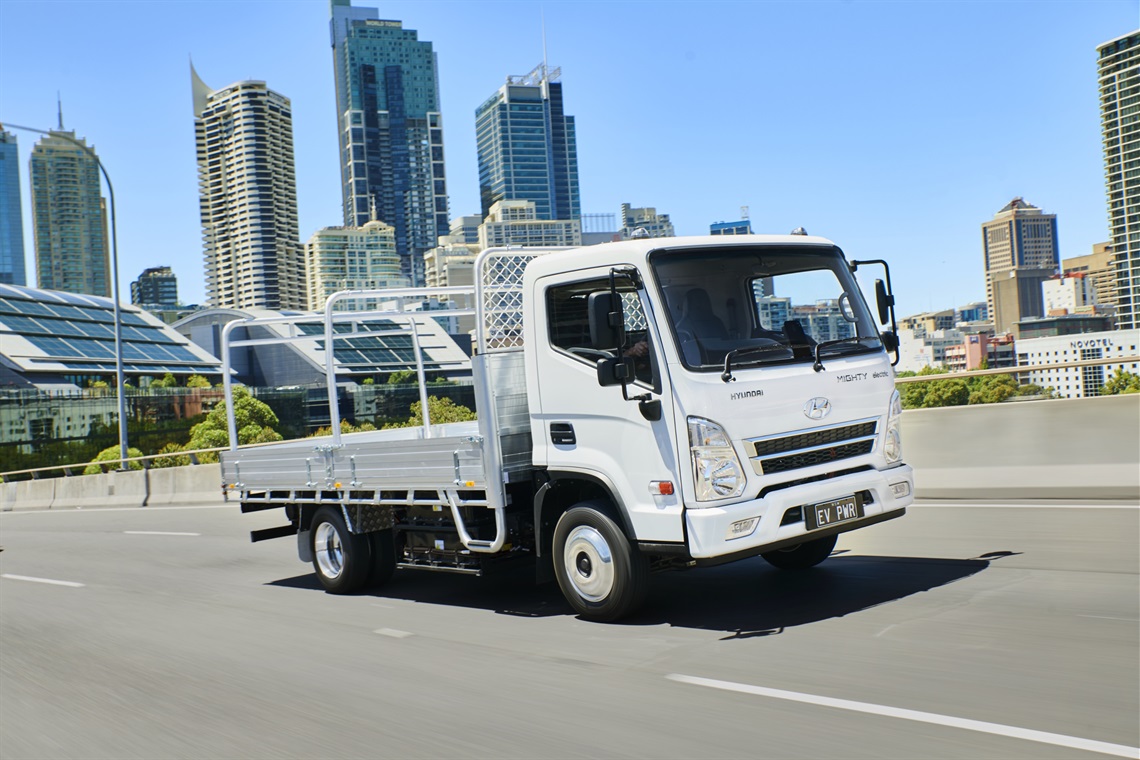 Hyundai Mighty electric Truck 06.jpg