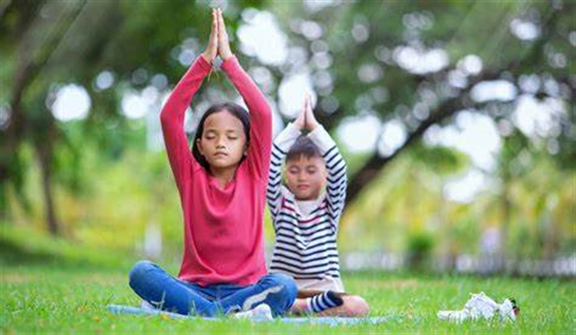 Active Kids: Yoga / 5-12yrs / Helene Park 